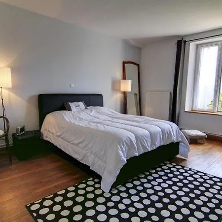 Bergamote, Au Pied De La Colline Bed & Breakfast Laloeuf