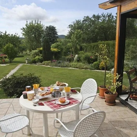 Bed & Breakfast Bergamote, Au Pied De La Colline Laloeuf
