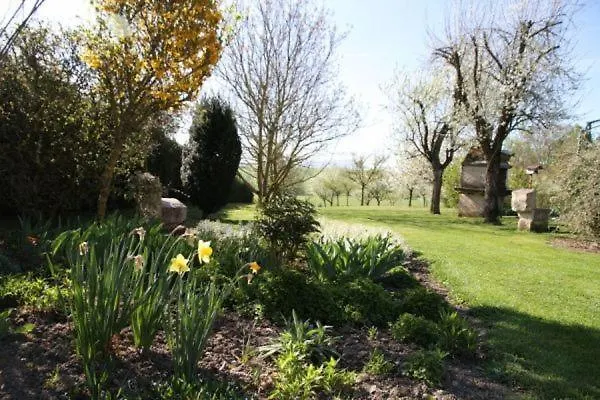 Bed & Breakfast Bergamote, Au Pied De La Colline 3*